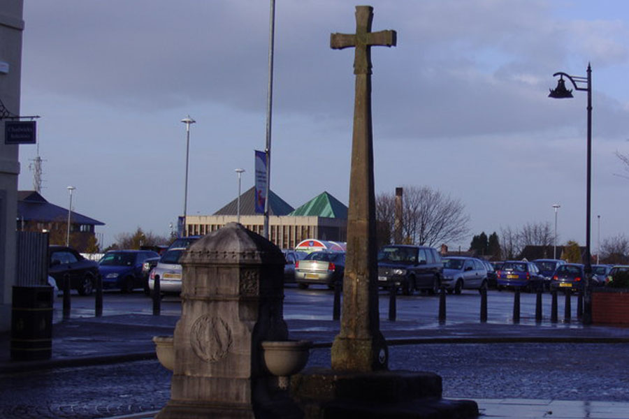 Leyland Cross
